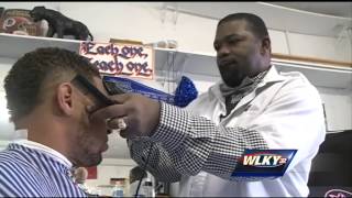 Barbers, cosmetologists help in fight against breast cancer