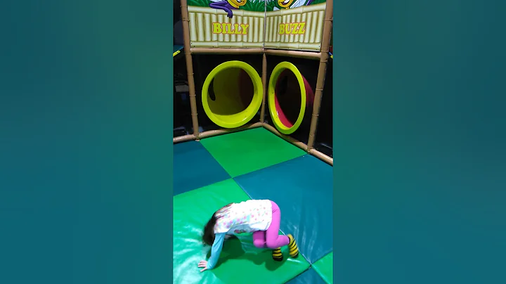 TumbleSalts in Billy Buzz Room and Red Slide at Billy Beez🐝