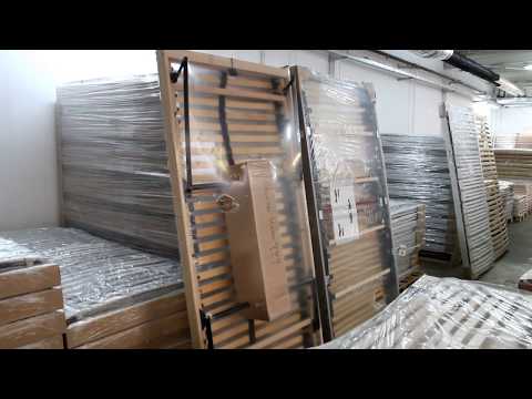 Video: Klappbett-Schrank Trafo mit Matratze: bequem und praktisch
