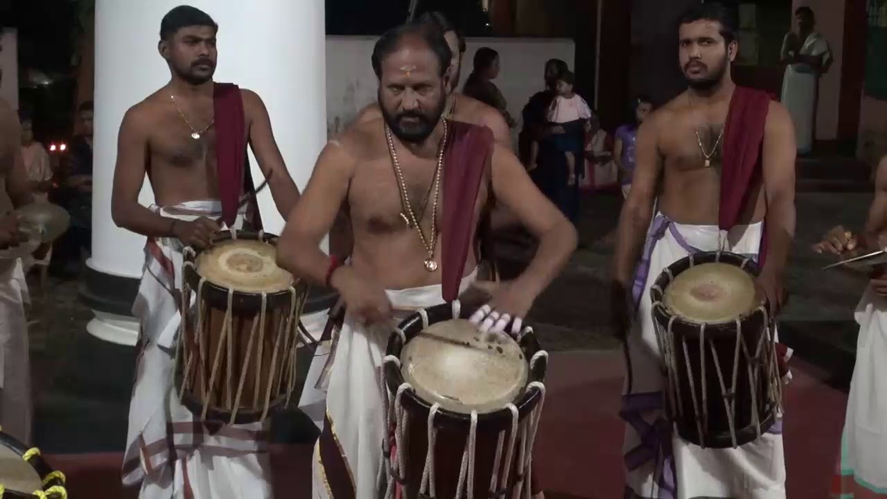 Thayambaka by Panamanna Sasi at Kombara 2018
