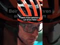 Im Auto schnallst du dich an. Auf dem Rad trägst du einen Helm. Du schützt dich – weil du....