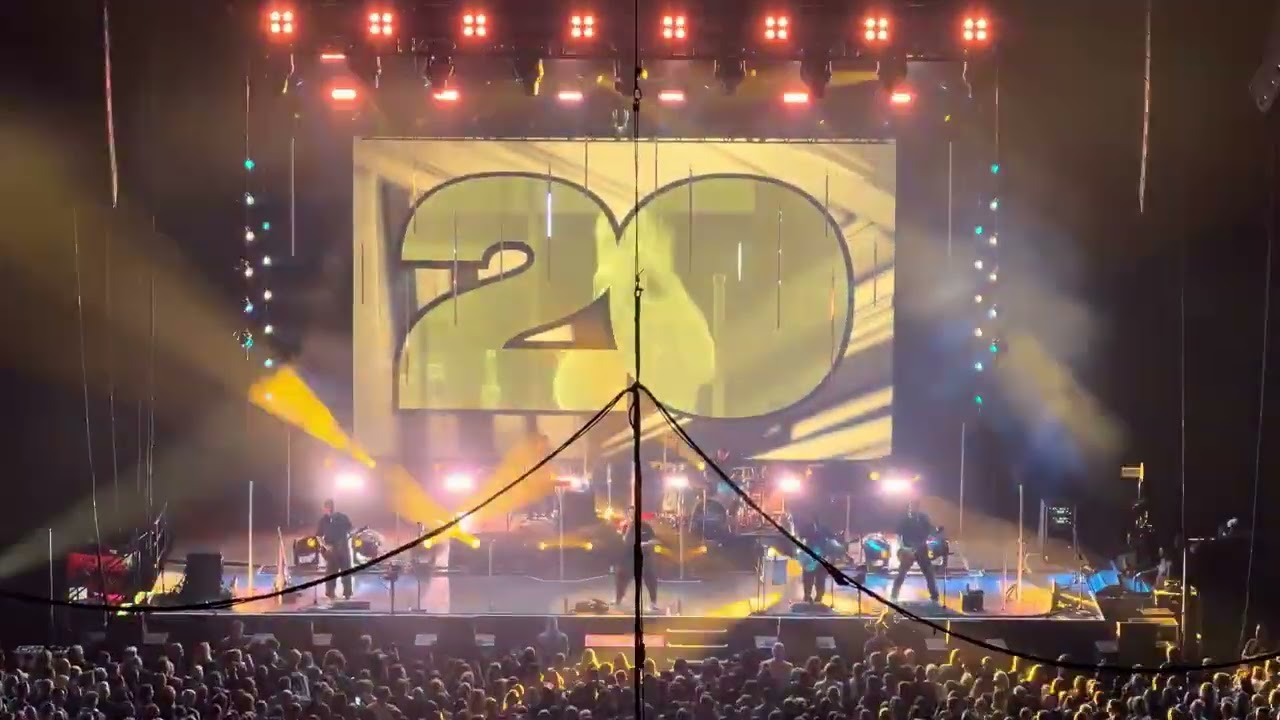 Revolverheld      So wie jetzt 