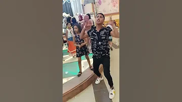 عيشه مره جوه وبره 