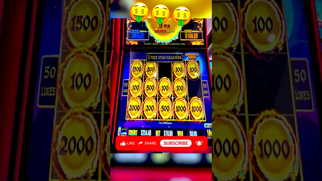 This Is Why I LOVE Autumn Moon! #730slots #shorts #gambling #casino