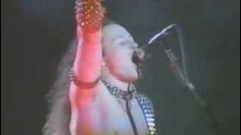 Venom - 5. Buried Alive