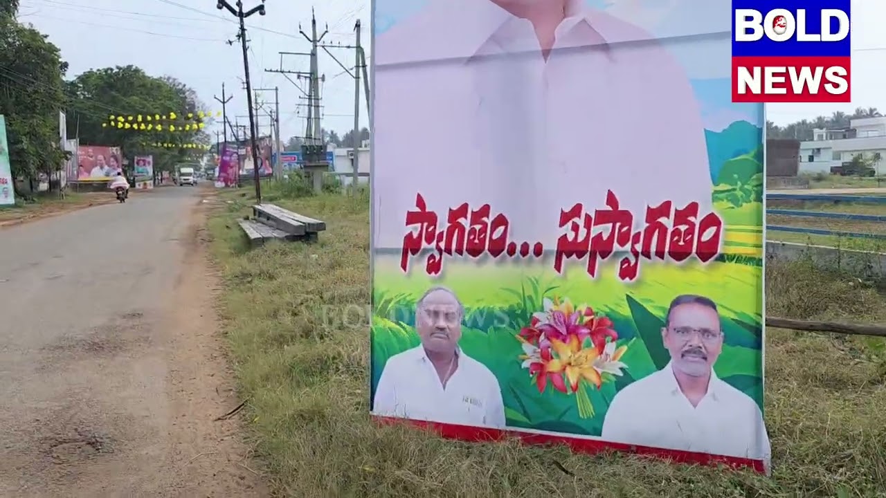 డ్రైనేజీ పూడిక తీత విషయంలో ఒక సైడ్ శుభ్రపరిచి, మరో సైడు నెలలు తరబడి వదిలేయటం ఏంటి 