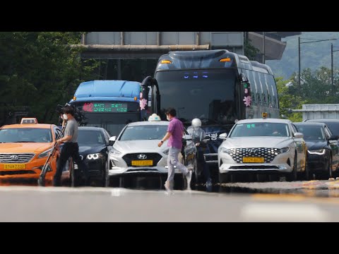 7월초에 벌써 찜통더위…모레 장맛비 더위 식힐까 / 연합뉴스TV (YonhapnewsTV)