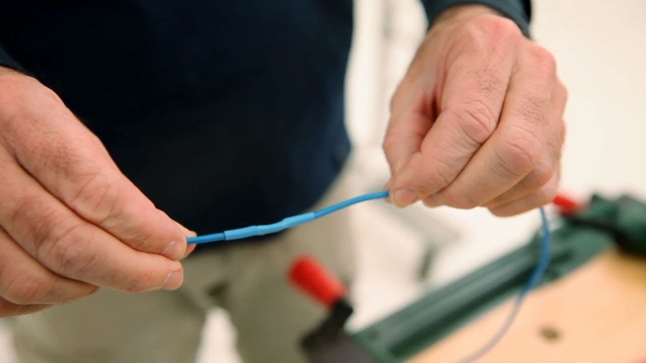 Cómo hacer una conexión eléctrica con un tubo termoretráctil - Bricomanía 