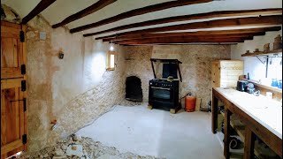 418. Finishing the stonework in the old kitchen! This was no simple pointing job...