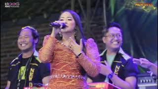 MERAYU TUHAN - NADYA SEGA - NEW DIVA - LIVE PEDAGANGAN