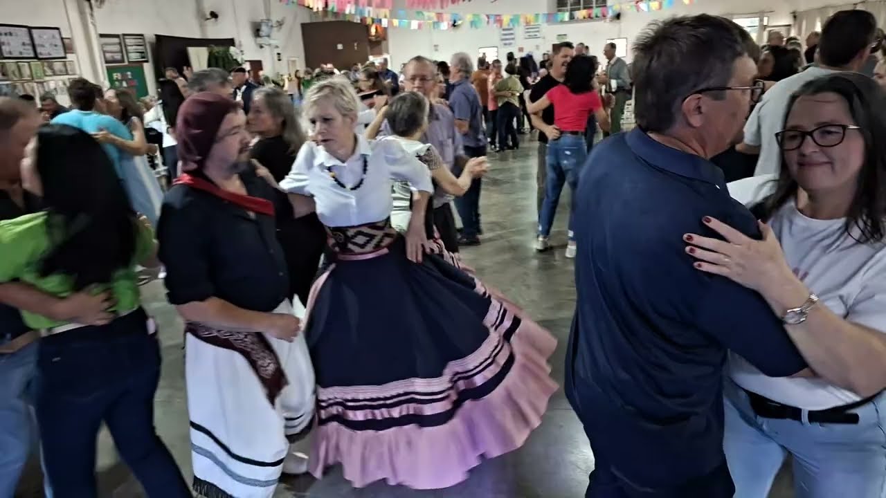 Grande matino no clube do Vovô aqui em São João no Paraná(com marcos e margarida)