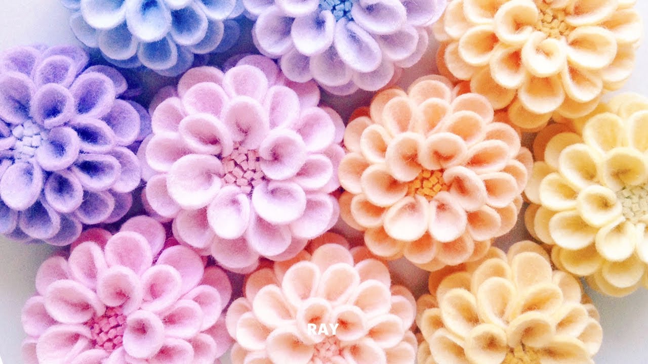 切って貼るだけ かわいいお花 ボンボン菊 の作り方 フェルトフラワー フェルトで作る花 Diy Felt Flower Pompon Chrysanthemum Making Youtube