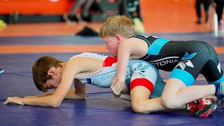 U14 A. Reiljan (EST) vs A. Jeremejev (EST). Greco-roman 38kg youth wrestling Estonia.