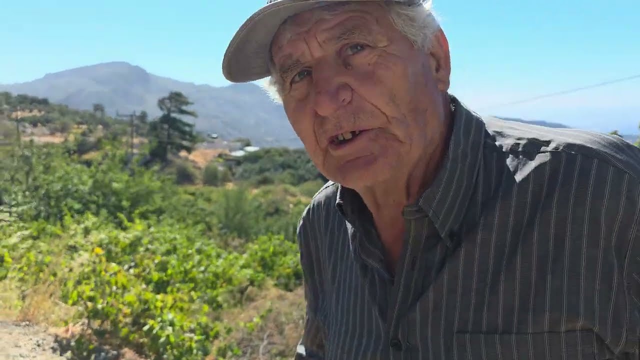 ΣτονΠλάτανο στις Μαλες γνωρίσαμε τον Γιάννη και τον Γεωργία  υπέροχοι άνθρωποι με όλα τα Καλούδης 