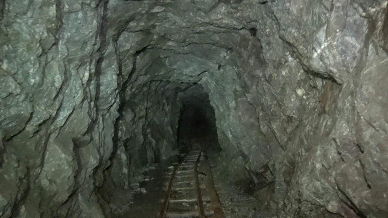 We explore the Ottawa mine level 8