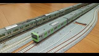 【Nゲージ鉄道模型】E235系0番台トウ03編成 走行シーン