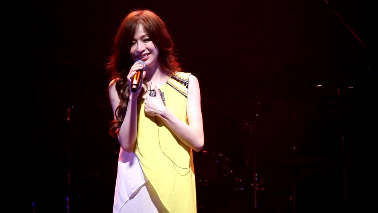 王心凌 - 當你 (愛不愛)