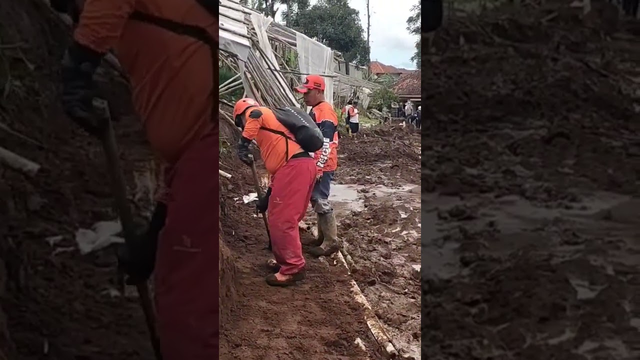 Pencarian Hari Ke 13 Masih Berlangsung Tetap Semngat Kepada Tim Evakuasi Korban Longsor Cisarua#kdm