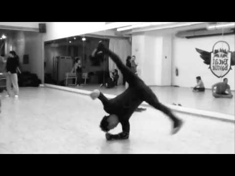 BBOY MARCIO POWERMOVES PRACTISE