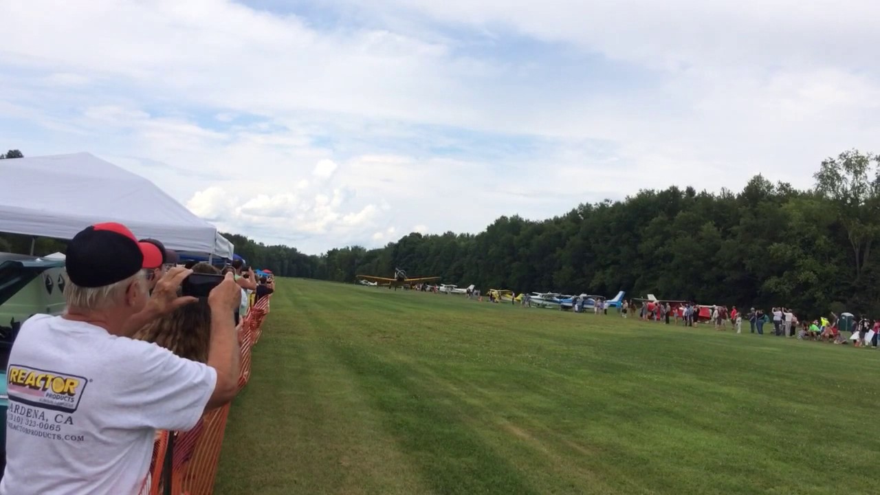 Wings and Wheels, Warren Ohio T6 Take Off YouTube