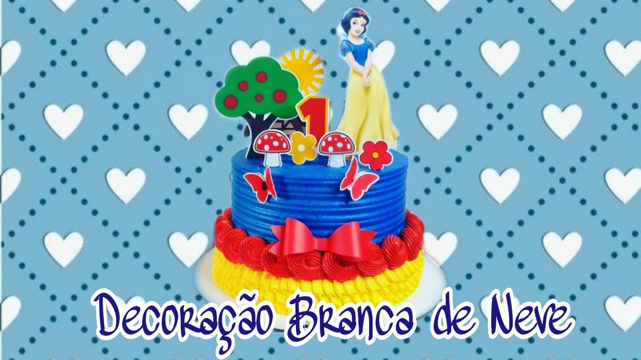 Branca de Neve passando no seu feed. Bolo lindo para a princesa Antonella,  todo em chantininho #chantininho #princesscake