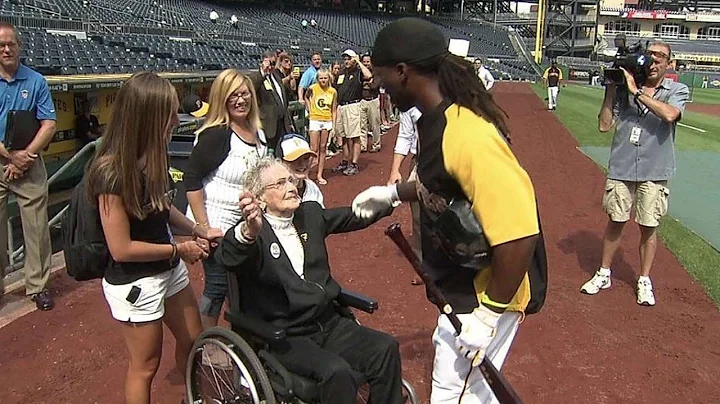 100-year-old fan meets McCutchen before game