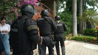 Detienen a hijo de expresidente Bucaram en Ecuador por retirarse grillete electrónico | AFP
