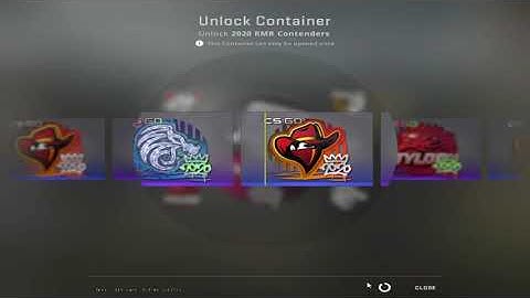 OPENING 2020 RMR CAPSULES TILL I OPEN A GOLD - DAY 17