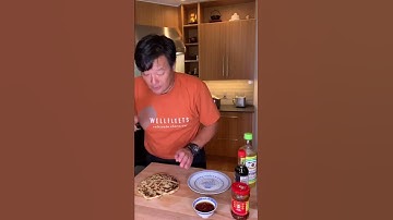 Thumbnail of Dipping sauce for your scallion pancakes coming right up!