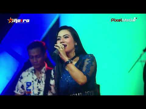 TERHANYUT DALAM KEMESRAAN || ACHA KUMALA || DANGDUT KOPLO HOT #panggungkoplo