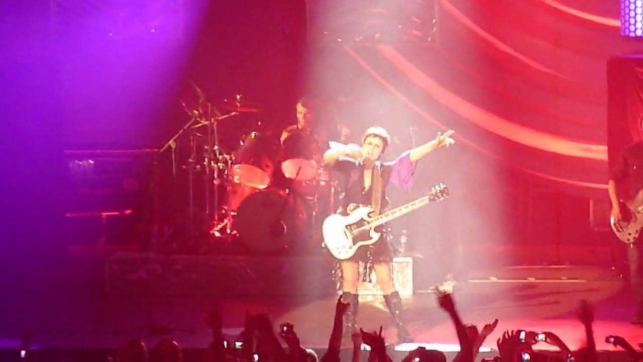 The Cranberries Zombie Paris 20100322 YouTube