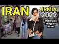 IRAN URMIA 2022 Walking On South Khayyam Street One Of The Busiest Streets In Urmia TEHRAN 2022 