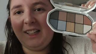 Testing KIKO Snow Kissed Holiday Collection - Review & Tutorial!