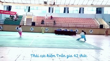 Bài thi Thái cực kiếm Trần gia 42 thức tuổi trung niên