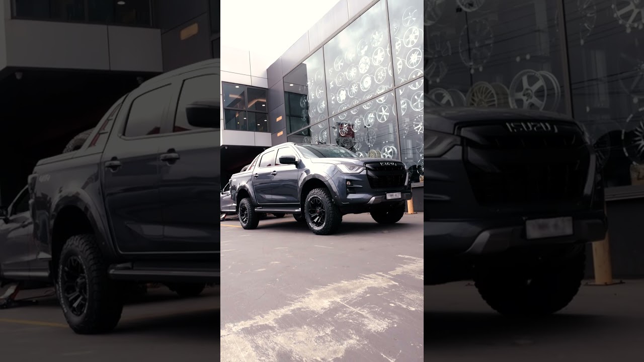 ISUZU D-MAX & 17 INCH Simmons Max X11 Wheels  and BF Goodrich All Terrain Tyres T/A