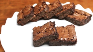 Rich and Fudgy Gluten-Free Brownies | 6 ingredients