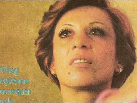 Tülay Özer...İkimiz Bir