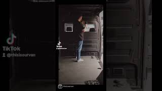 DIY Vanconversion Sprinter - Part 2: Trennwand/Bodenplatte abbauen DIY Vanconversion Sprinter - Part 2: Trennwand/Bodenplatte abbauen