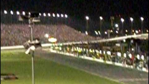 2009 Coke Zero 400  final lap