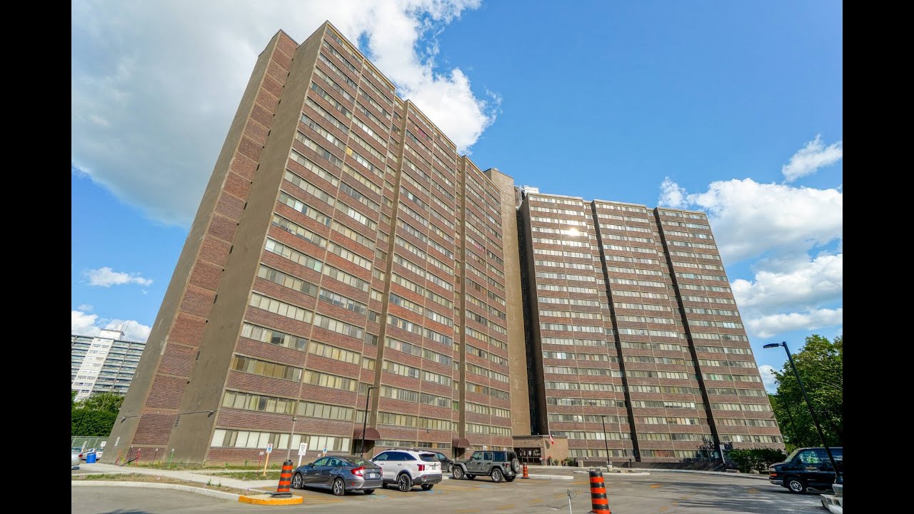 160711 Wincott Drive, Etobicoke Home for Sale Real Estate