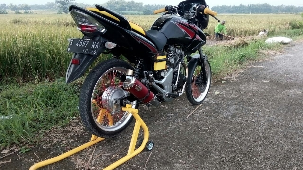 Kumpulan Variasi Motor Mojokerto Modifikasi Yamah NMAX