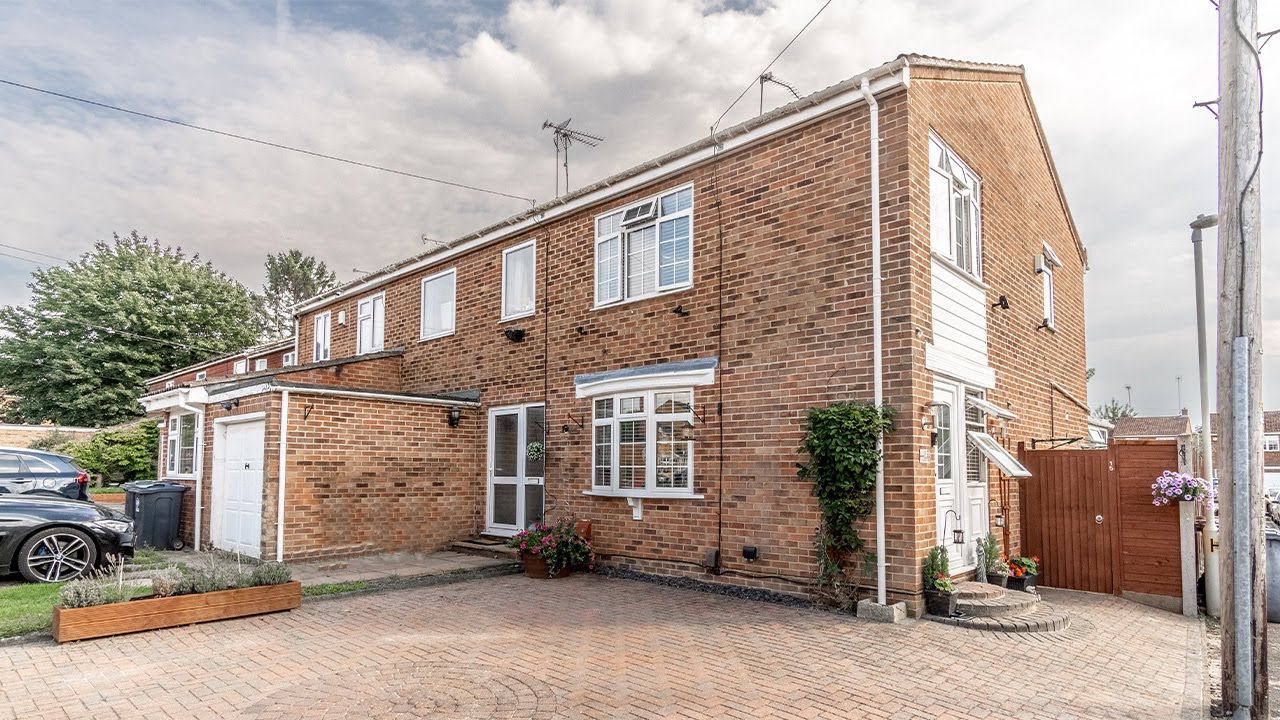 Aynsworth Avenue, Stortford Video Walkthrough YouTube