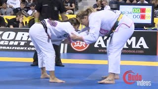 Gabi Garcia v Beatriz Mesquita / World Championship 2011