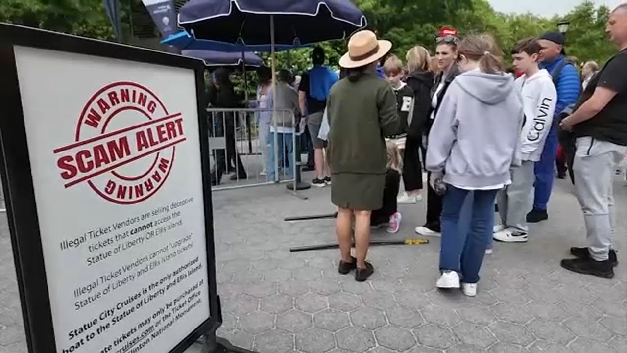 Vendor controversy in Battery Park