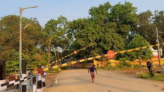 Vandebharat Train Coming Like Bullet But Look At This Man He Is In Hurry