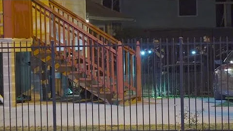 3 carjacking suspects arrested after chase in stolen car, police say