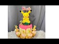 Decoración de Pikachu. Para niña en merengue italiano.