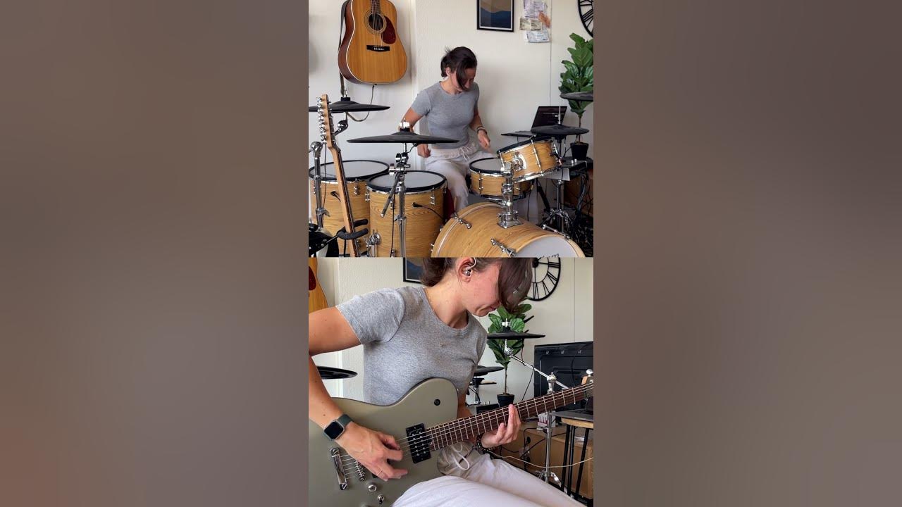 @muse  - Unravelling #muse #unravelling #guitar #drums