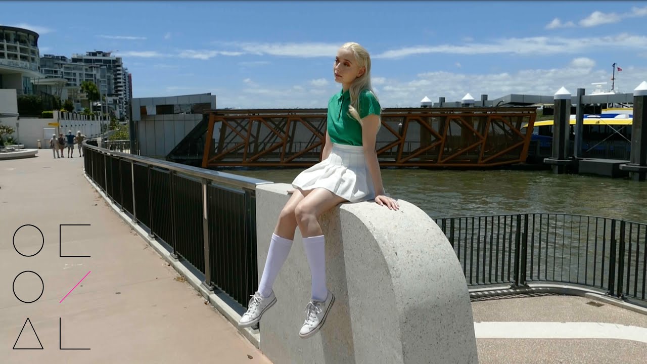 LOONA (이달의 소녀) Hi High ~ English Cover M/V (READ DESCRIPTION