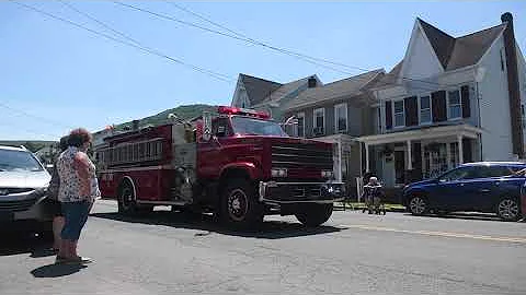 WWII Veteran Birthday Parade